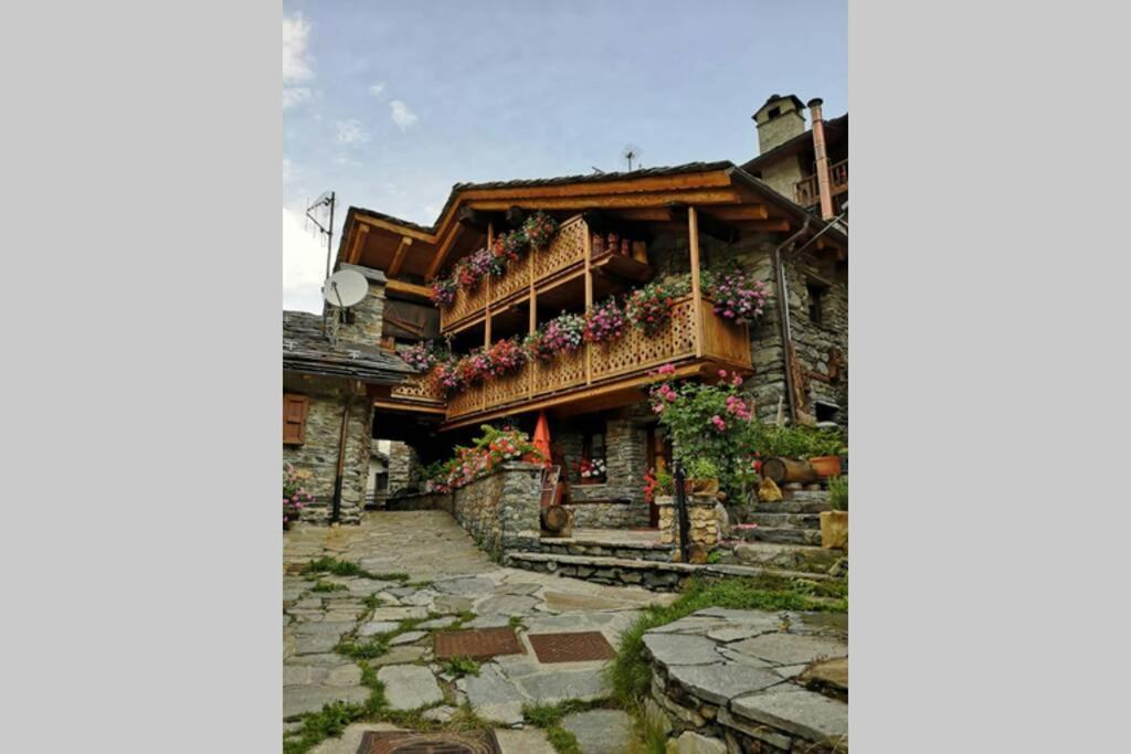 Maison Degioz ภายนอก รูปภาพ